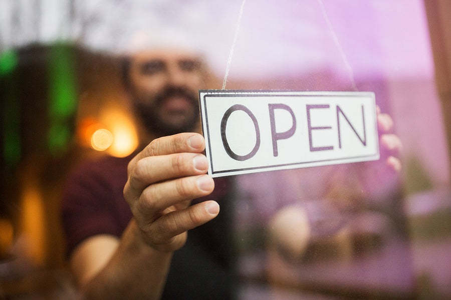 Opening a Restaurant? 4 Ways to Make it Stand Out